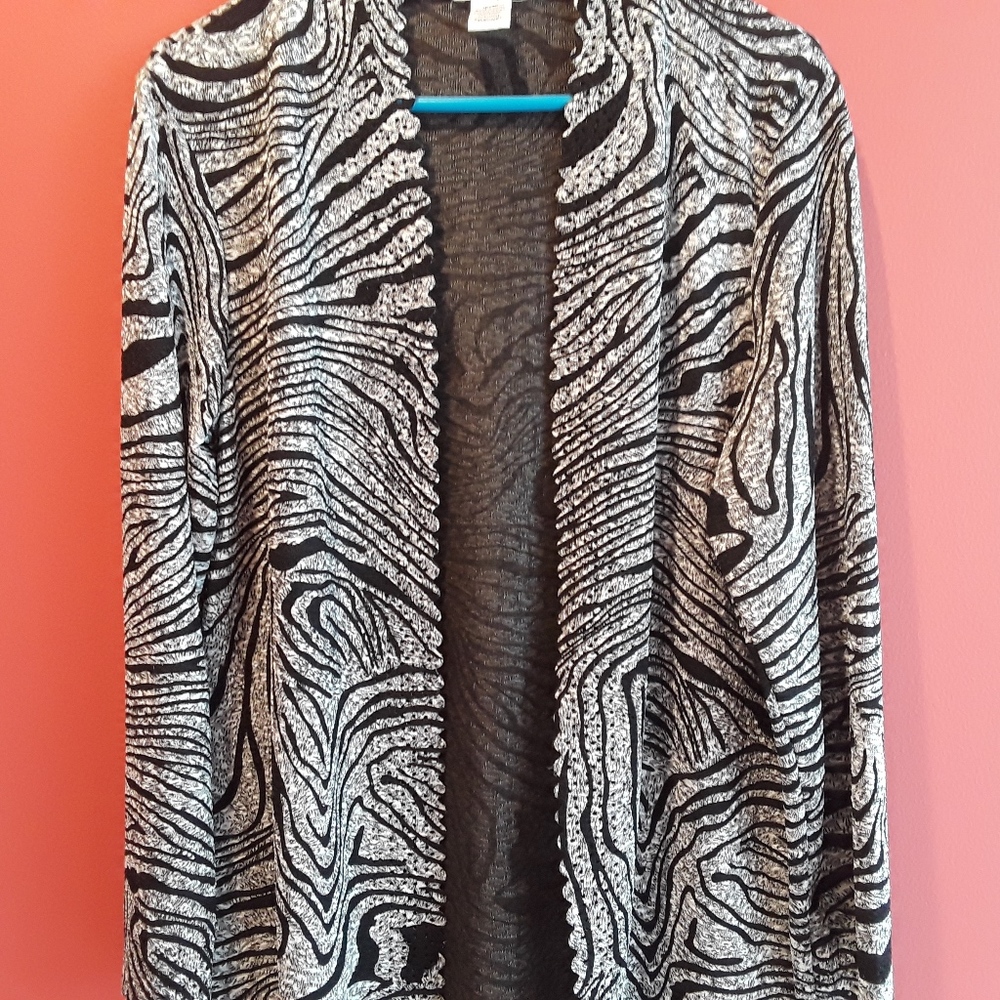 Belle Amie Animal Print Black & White Cardigan XL